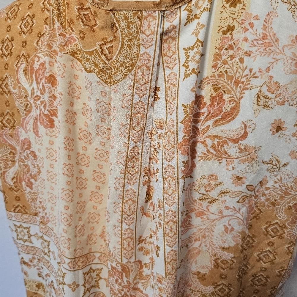 Cupcakes & Cashmere Paisley Style Blouse Women's Size Small NWOT - Picture 6 of 9